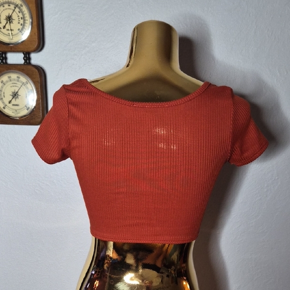 Rust Ribbed Knot Front Top - Picture 5 of 5